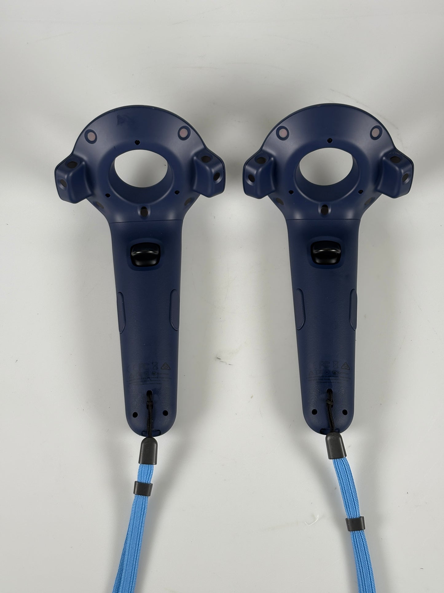 HTC Vive Pro HMD (upgrade kit) Virtual Reality Headset with remotes