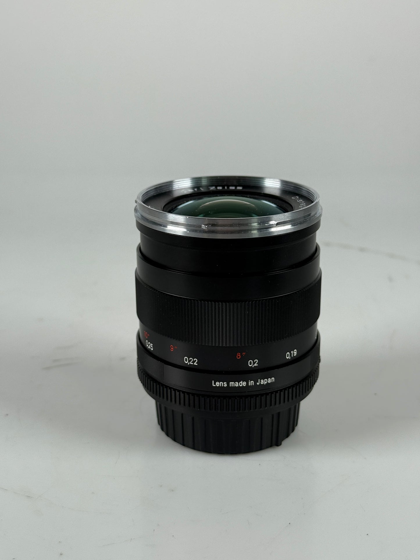 Zeiss 25mm f2.8 ZF.2 Distagon T* Lens Nikon Mount