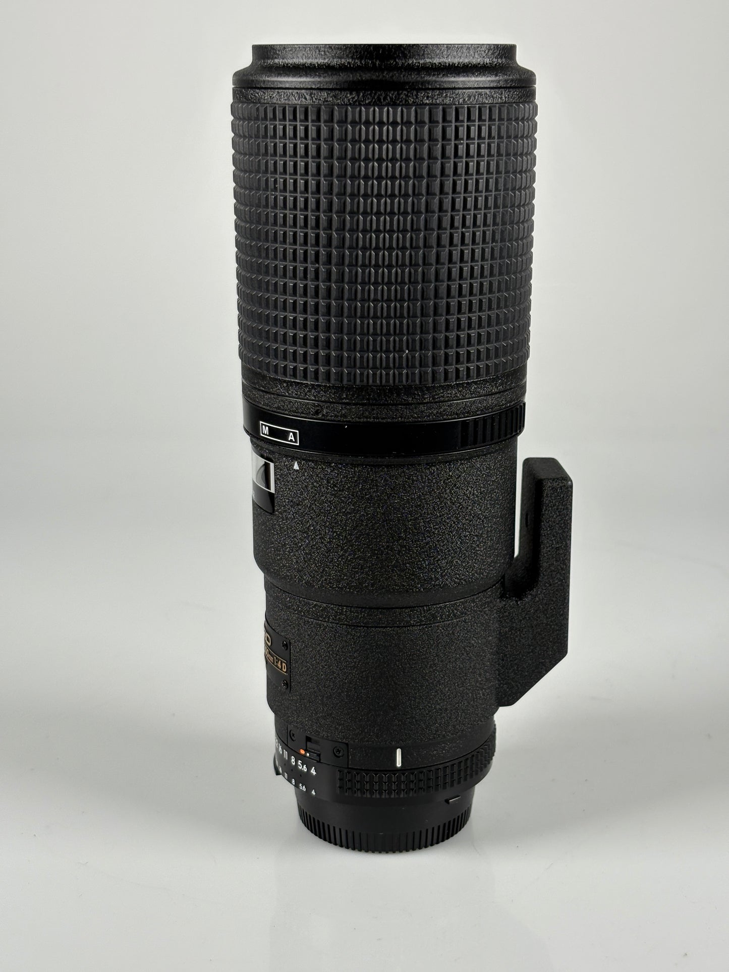 Nikon Nikkor AF 200mm f4 D ED Micro Lens in box