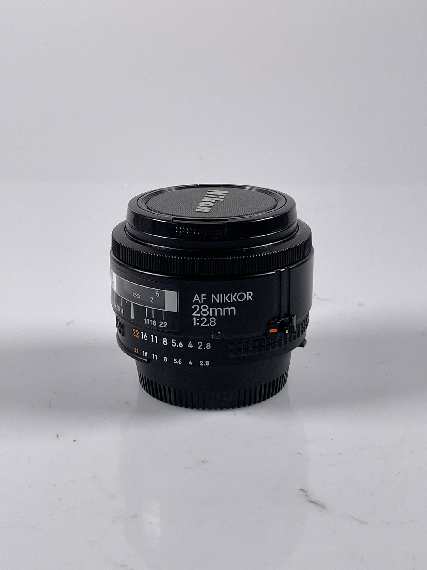 Nikon AF Nikkor 28mm f2.8 Wide Angle Prime Lens
