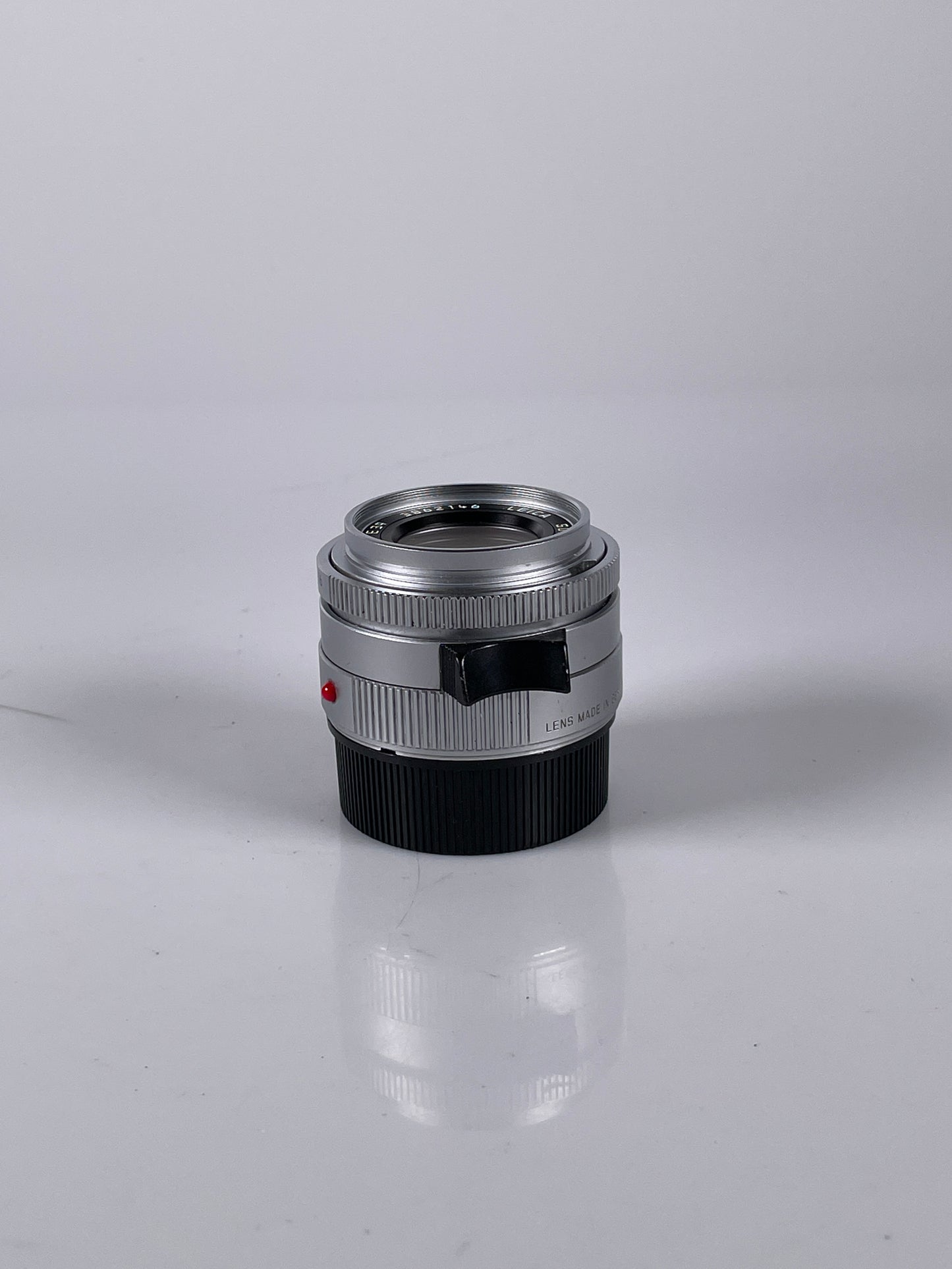 Leica Summicron-M 35mm f2 ASPH Chrome Silver M mount lens