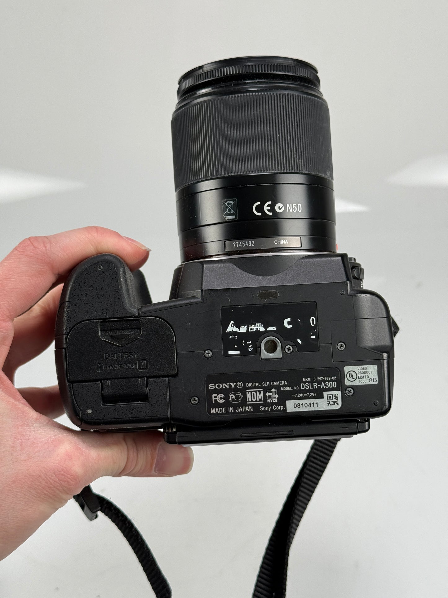 Sony Alpha DSLR A-300 Digital DSLR Camera Kit W 18-55mm Lens Kit