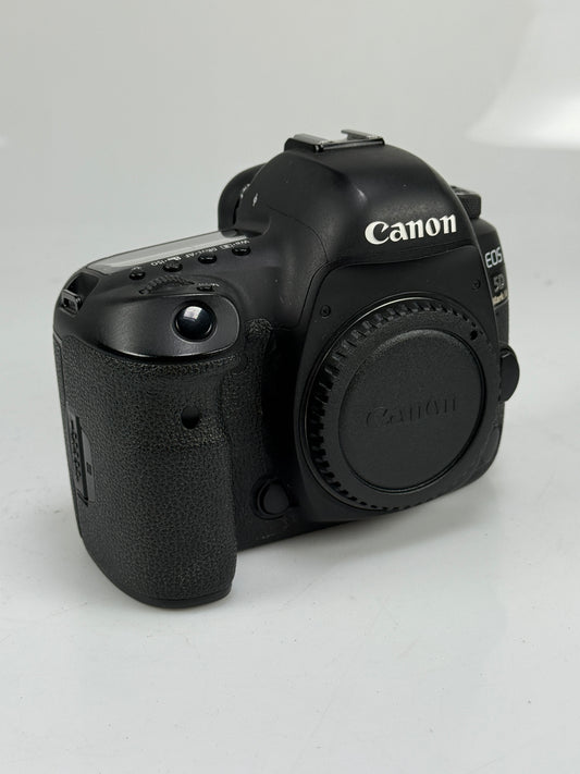 Canon EOS 5D Mark IV 30.4MP Digital SLR Camera Body