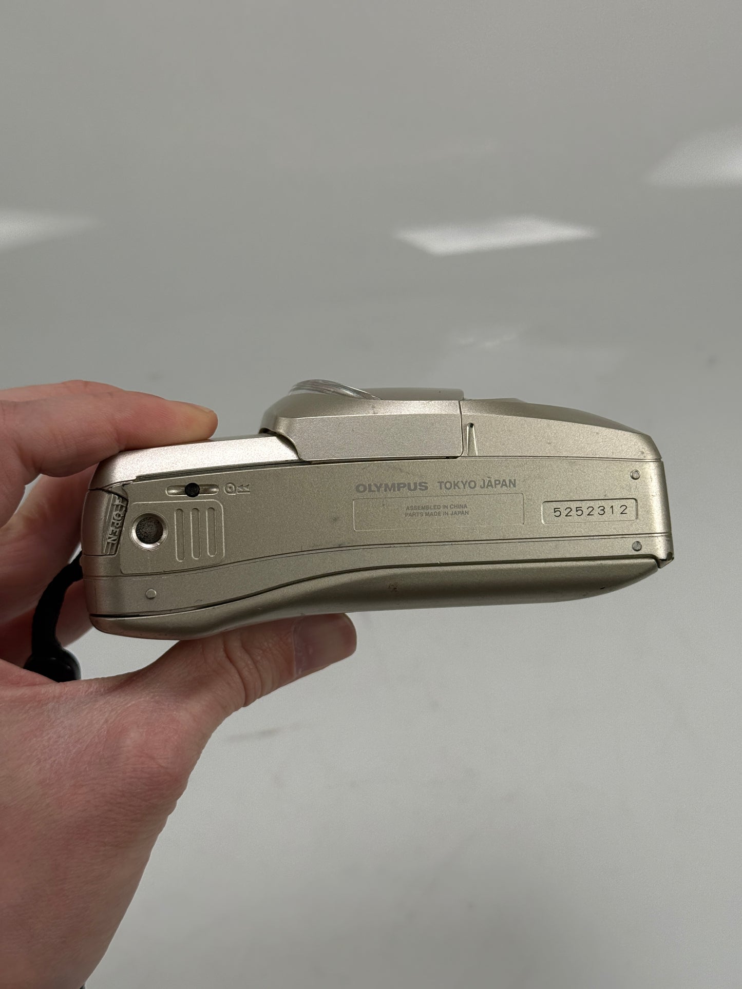 Olympus Stylus Epic Zoom 140 35mm Point & Shoot Film Camera