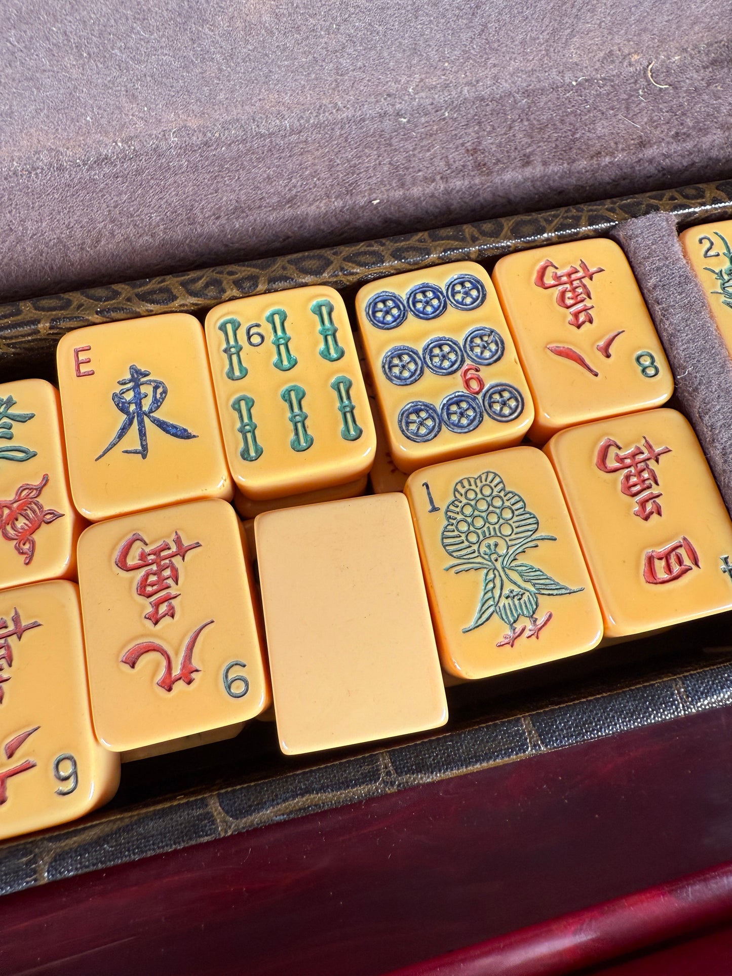 RARE Vintage Mahjong Mah Jong Jongg Catalin Bakelite Set with case