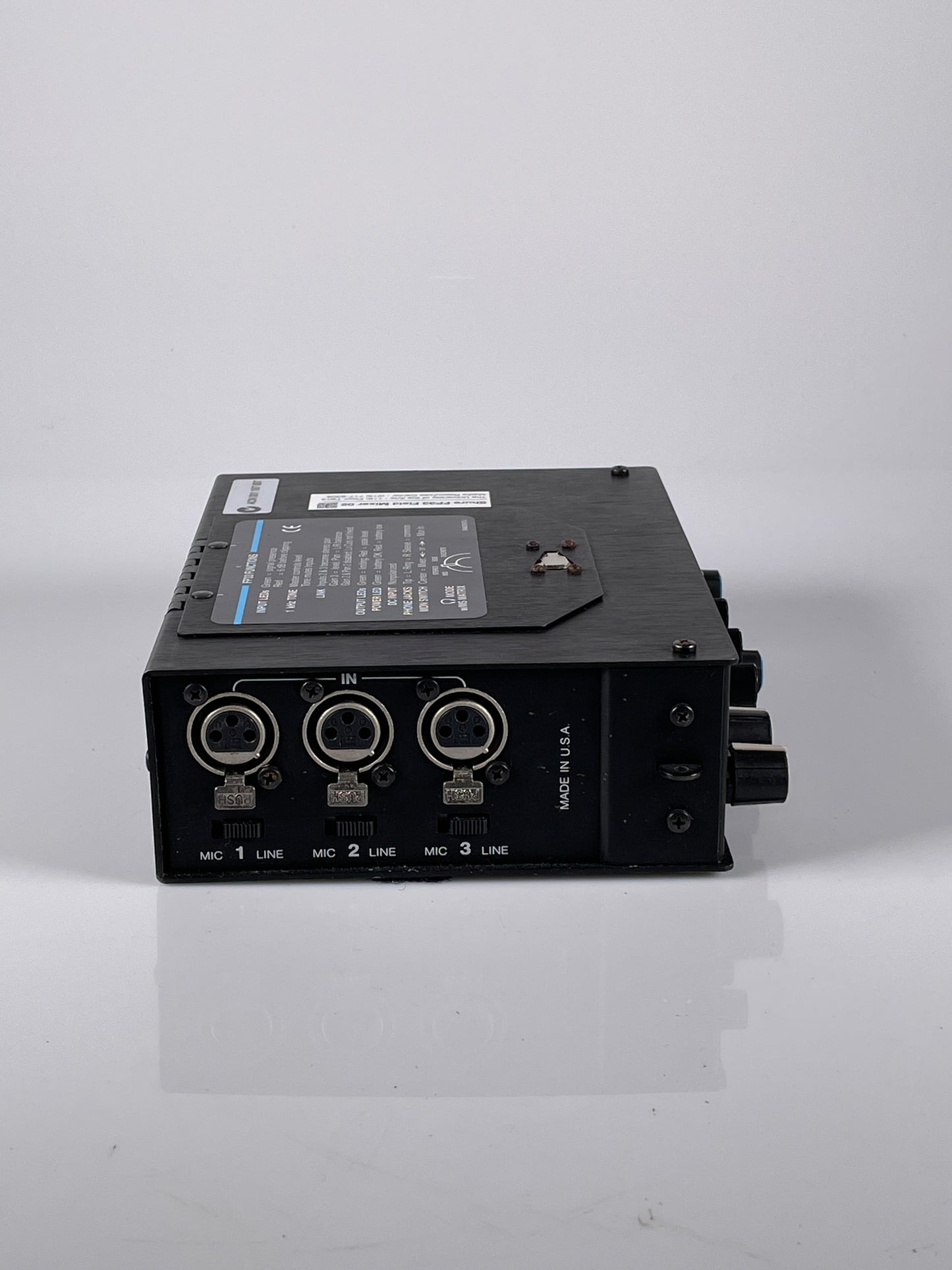 Shure FP33 3-input 2 Output Portable Stereo Mixer Field FP-33 U247807