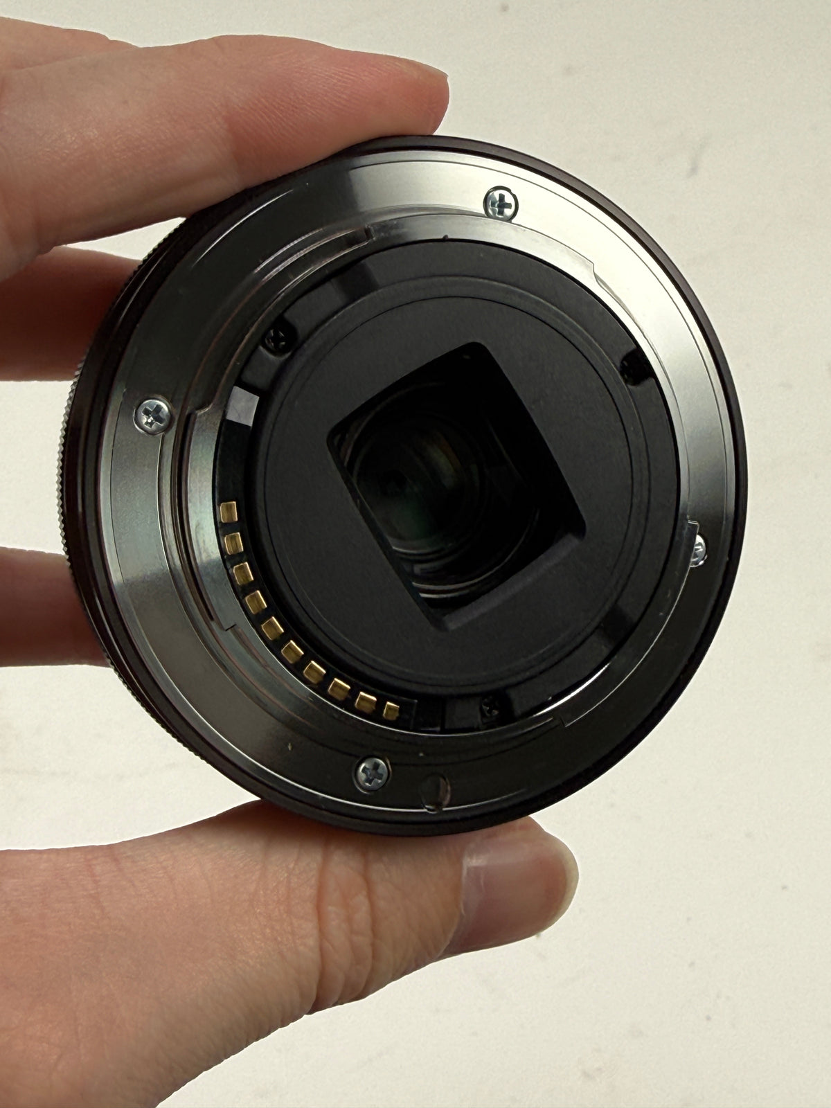 Sony 20mm f2.8 Lens E-Mount SEL20F28