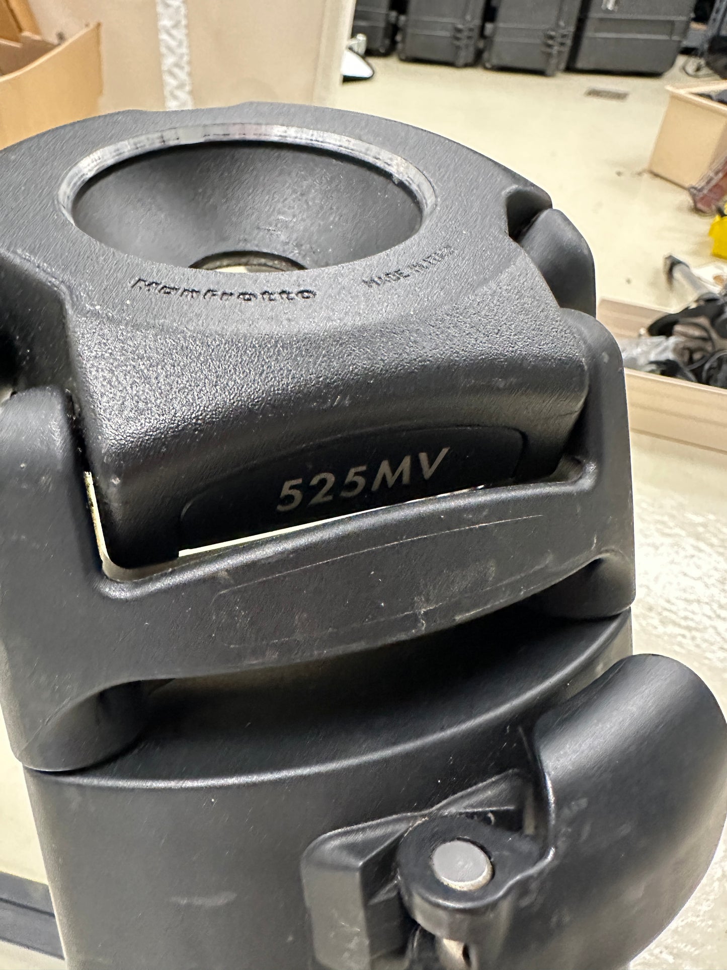 Manfrotto 525MVB professional video tripod legs only