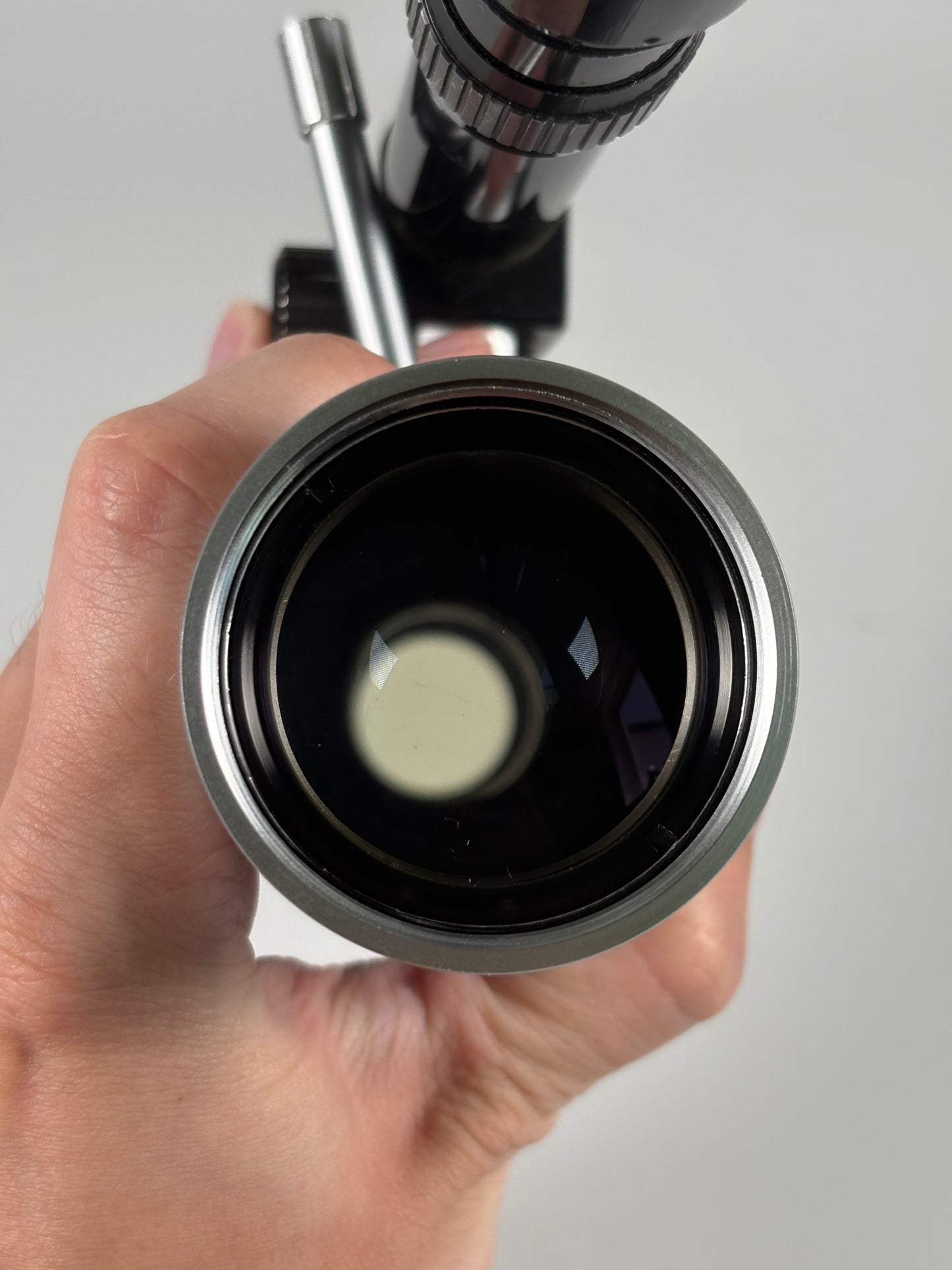 Angenieux L1 17-68MM f2.2 C-MOUNT ZOOM LENS For 16mm Movie cine Camera