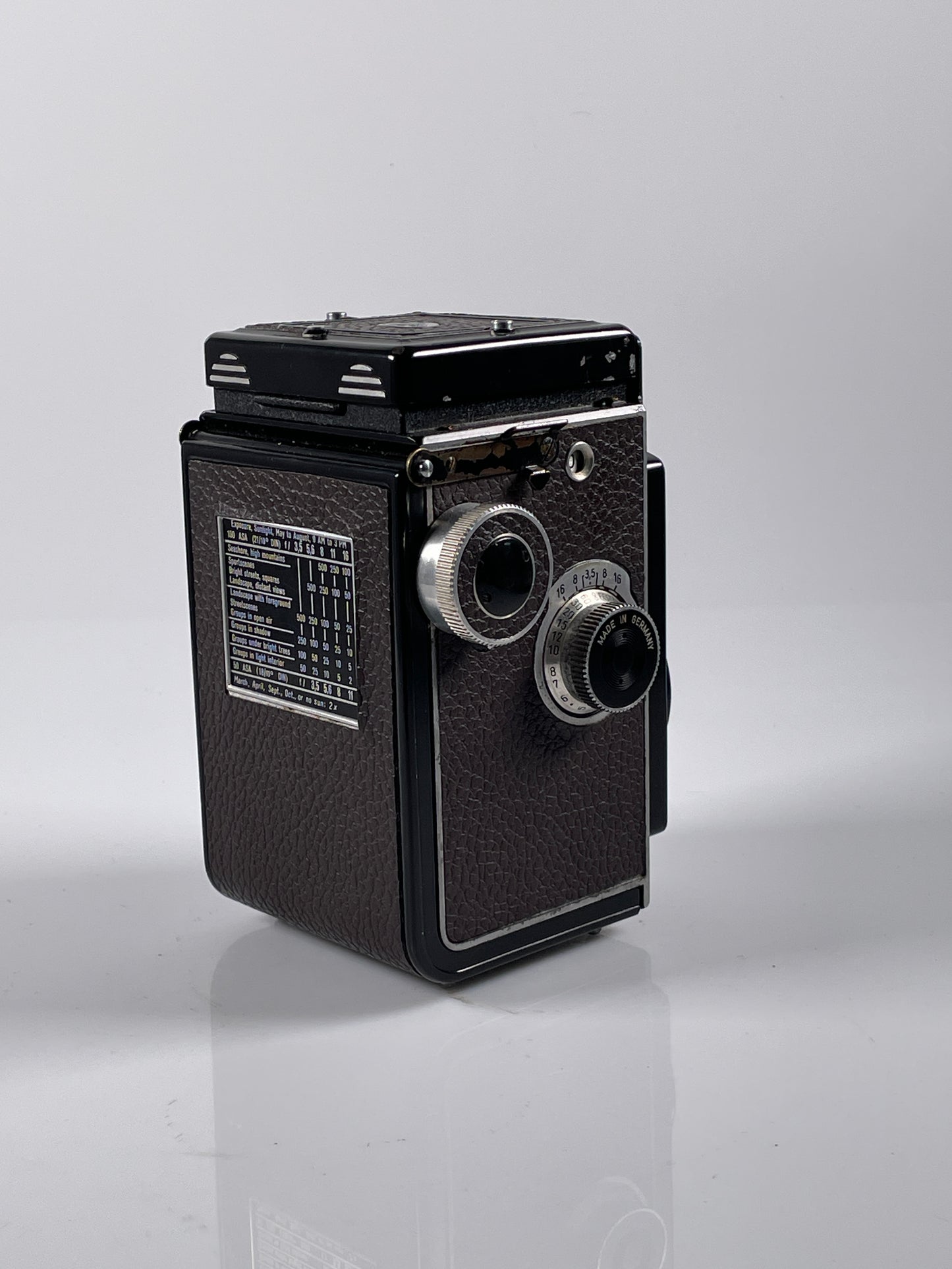 Rolleicord III Schneider Xenar 75mm f3.5 Medium Format Camera TLR