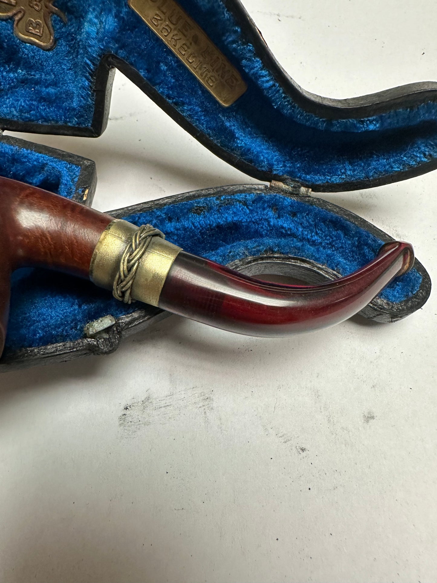 KBB Blue Line Bakelite Pipe, Unsmoked braid