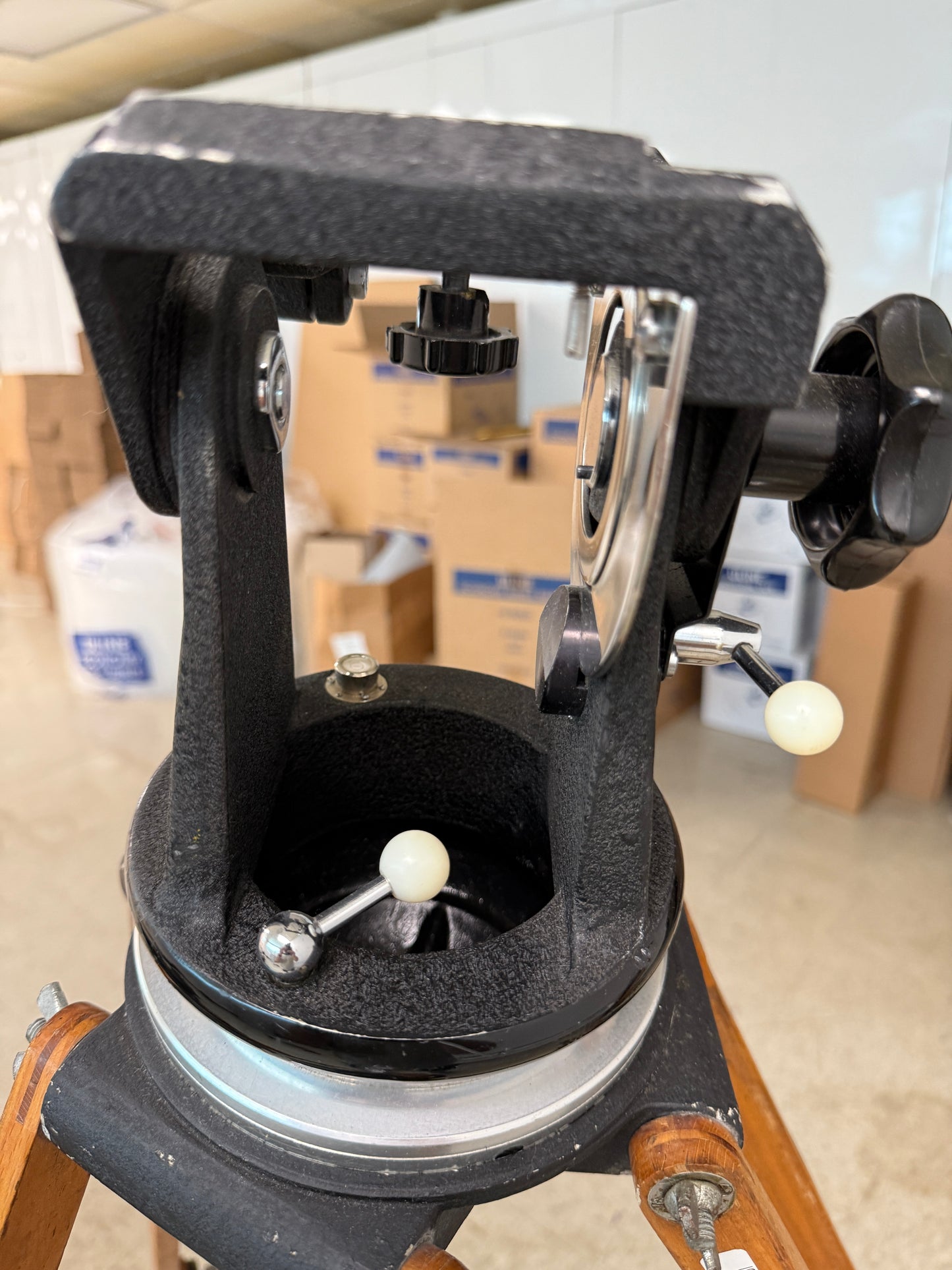 Arri wooden tripod with tilt head RARE vintage