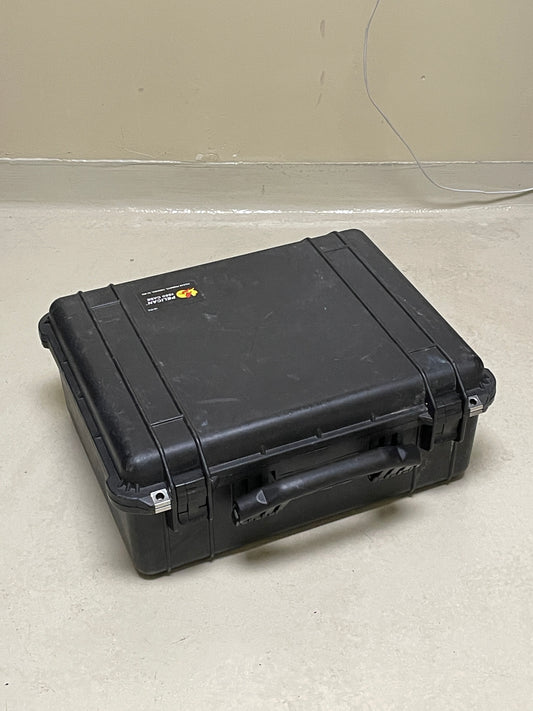 Pelican 1550 Protector Case  20.7 × 17.2 × 8.4"  Black  Water Tight