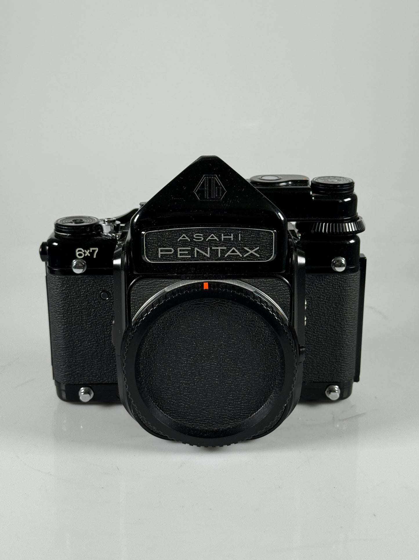 Pentax 67 6x7 Mirror Up MLU Body with metered prism