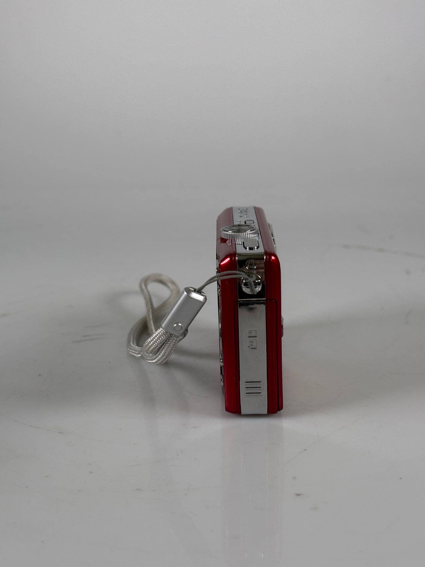 Kodak EasyShare M1063 10.3MP Digital Camera Red