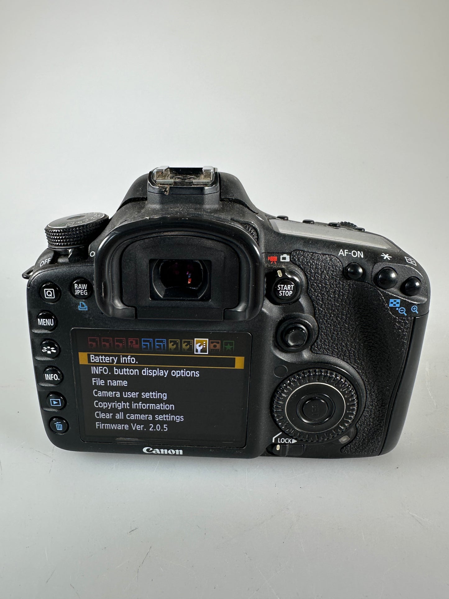 Canon EOS 7D 18MP Digital SLR Camera Body