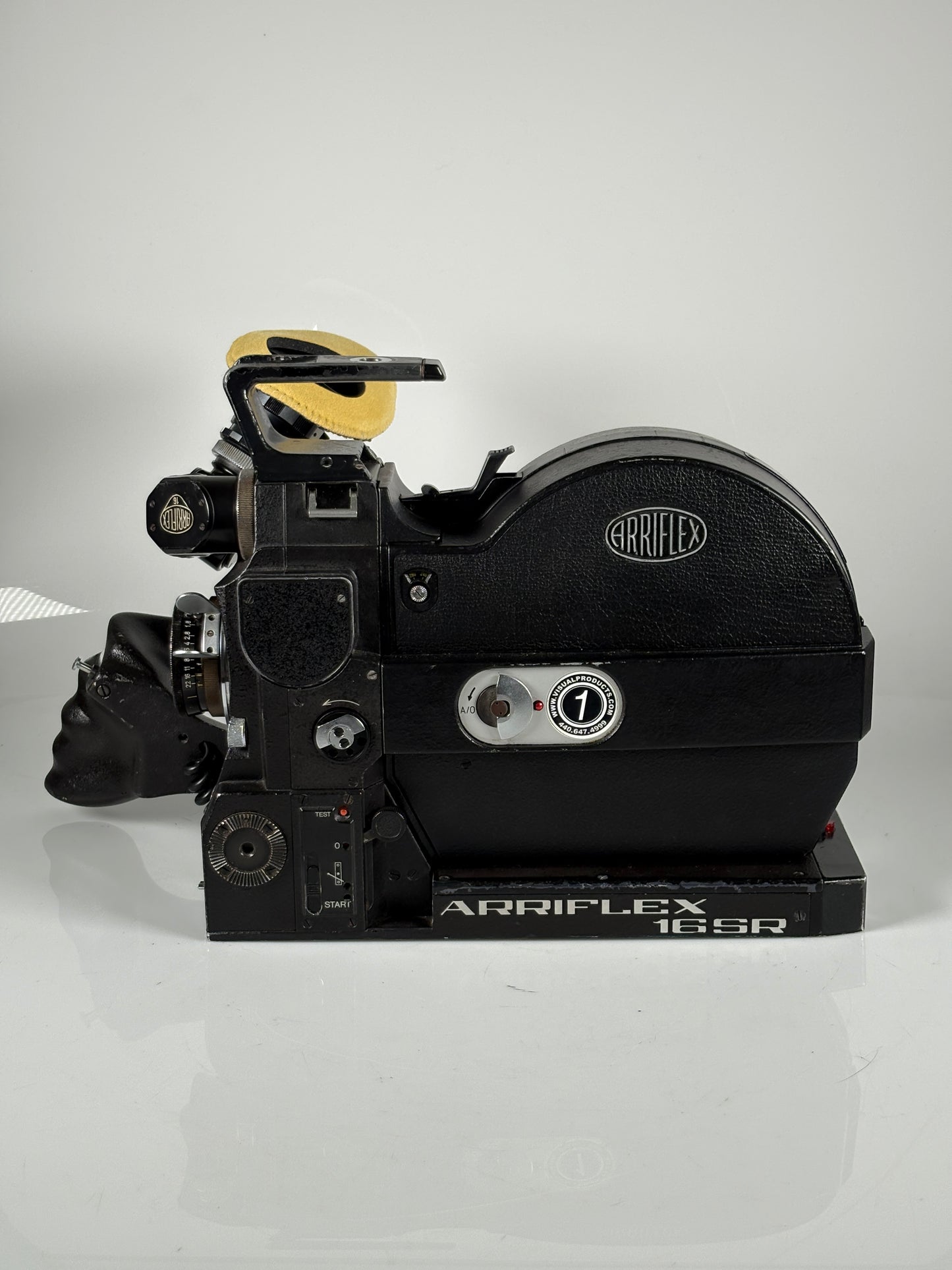 ARRIFLEX 16SR 16mm Motion Picture Camera Bundle with (2) Magazines 10mm f1.8 Schneider