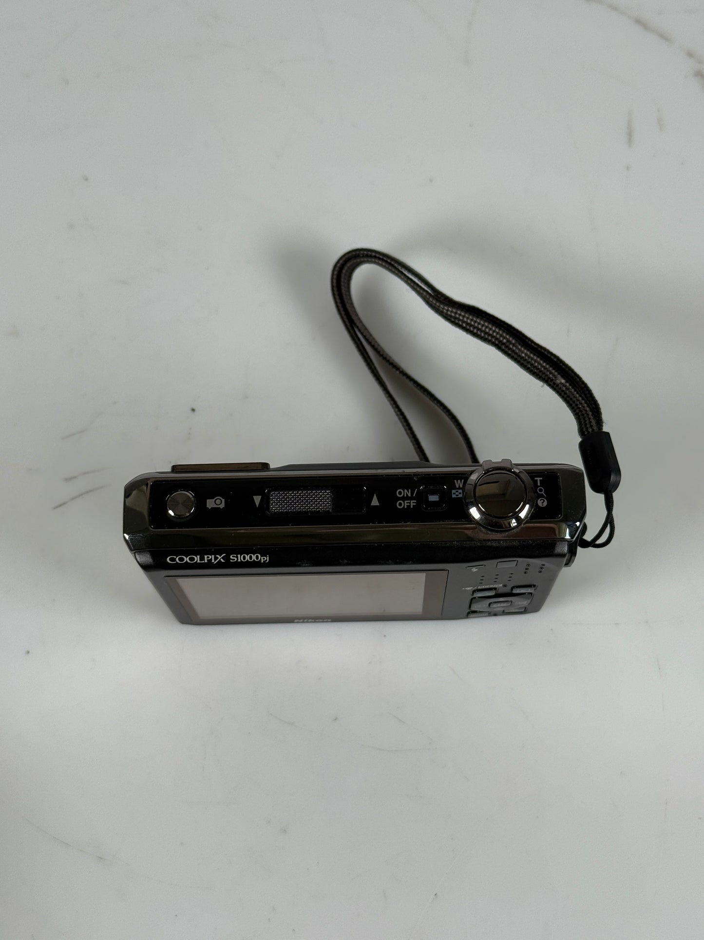 Nikon COOLPIX S1000pj 12.1MP Compact Digital Camera black