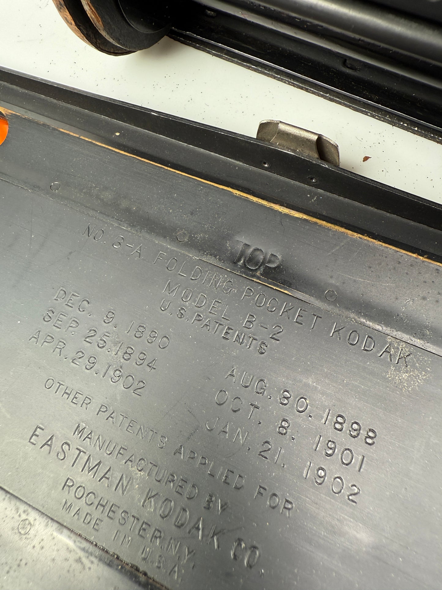 Eastman Kodak NO.3A Autographic Folding Pocket Camera model B2 red bellows