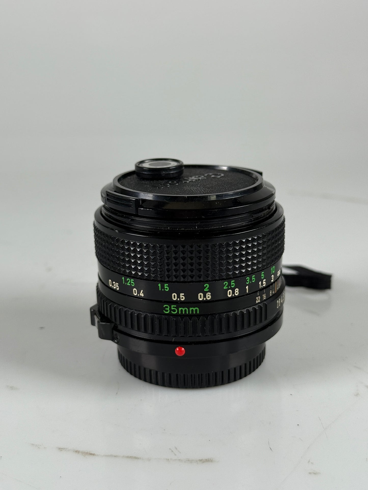 Canon 35mm f2.8 NFD camera lens wide angle