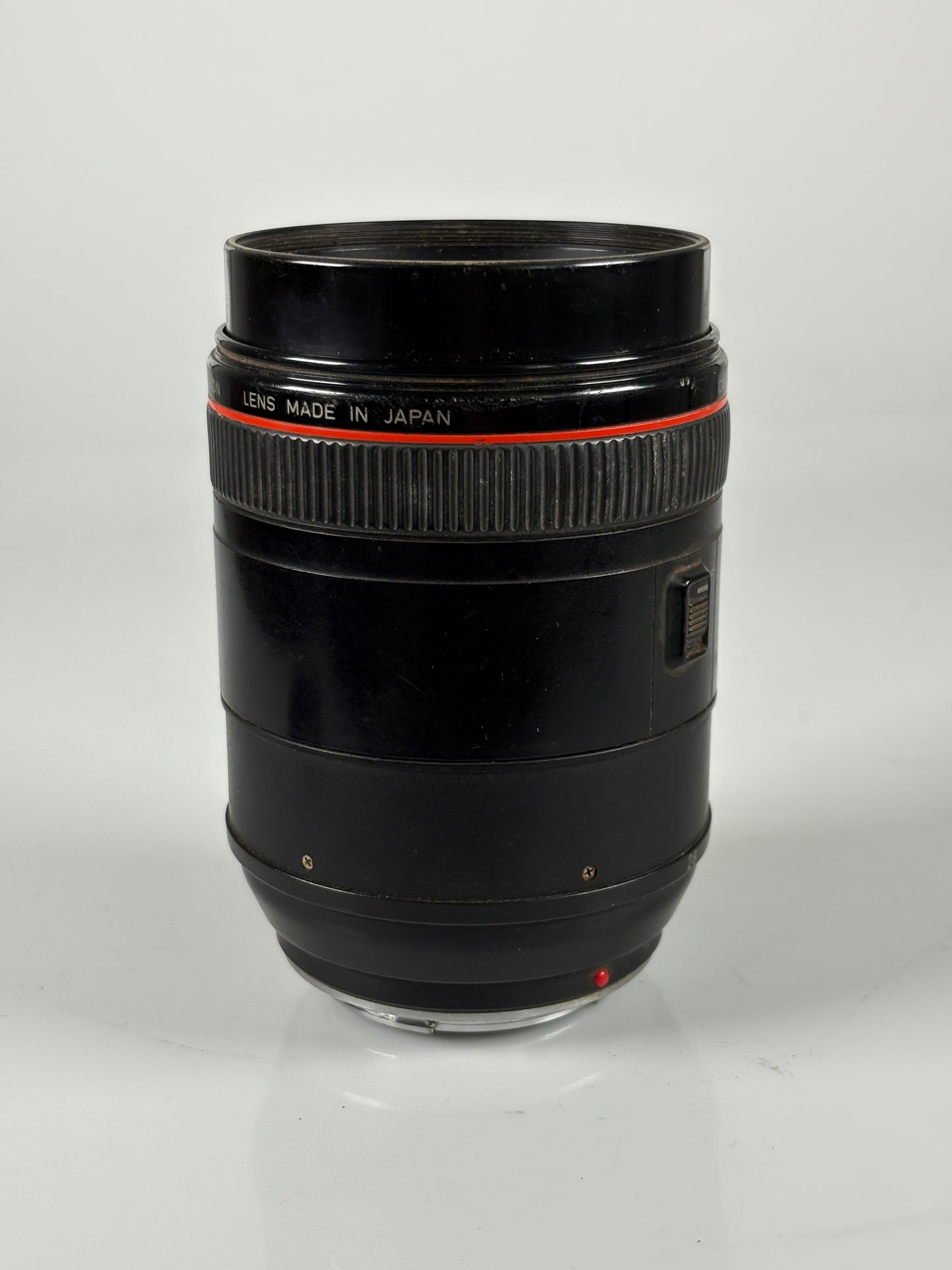 Canon EF L 28-80mm f2.8-4 ultrasonic camera lens