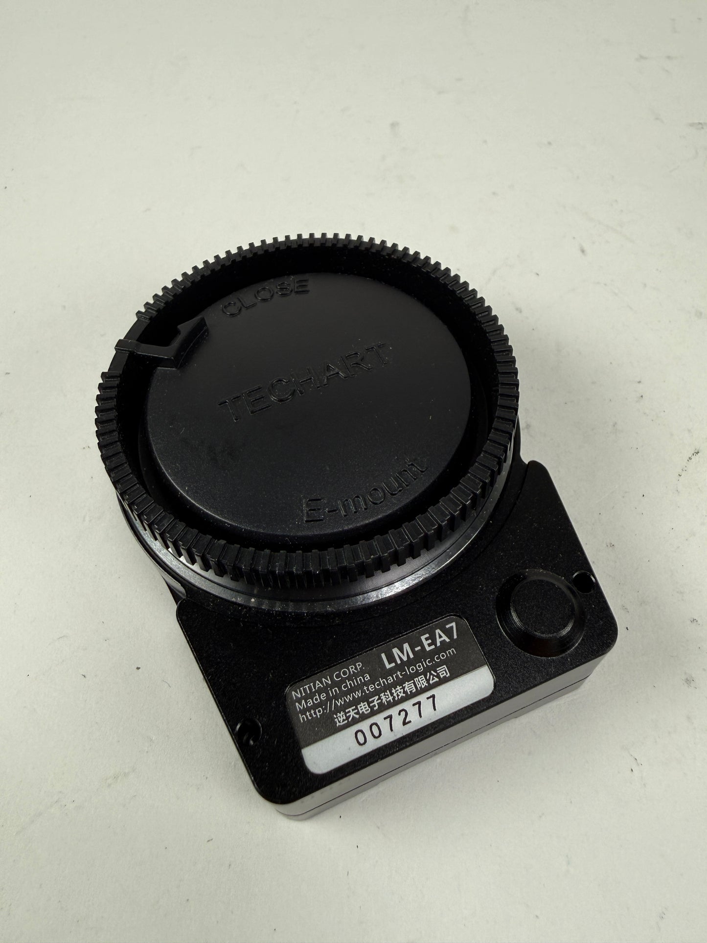 TECHART LM-EA7 autofocus adapter Leica M mount lens to Sony E mount camera