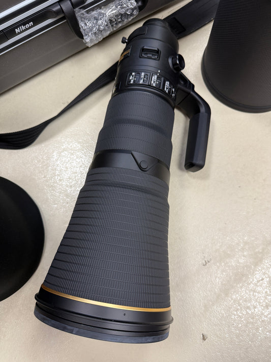 Nikon AF-S NIKKOR 600mm f4 E FL ED VR Telephoto Lens