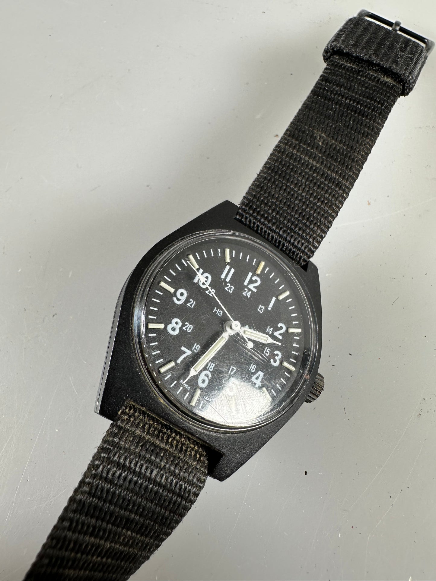Hamilton MARATHON US GOVERNMENT H3 MILITARY MIL-PRF-46374G WATCH 2004