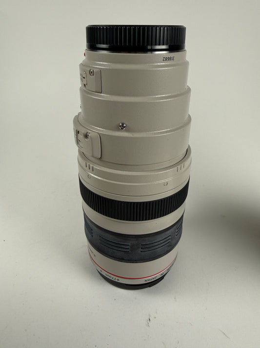 Canon 100-400mm f4.5-5.6 L IS ultrasonic EF lens