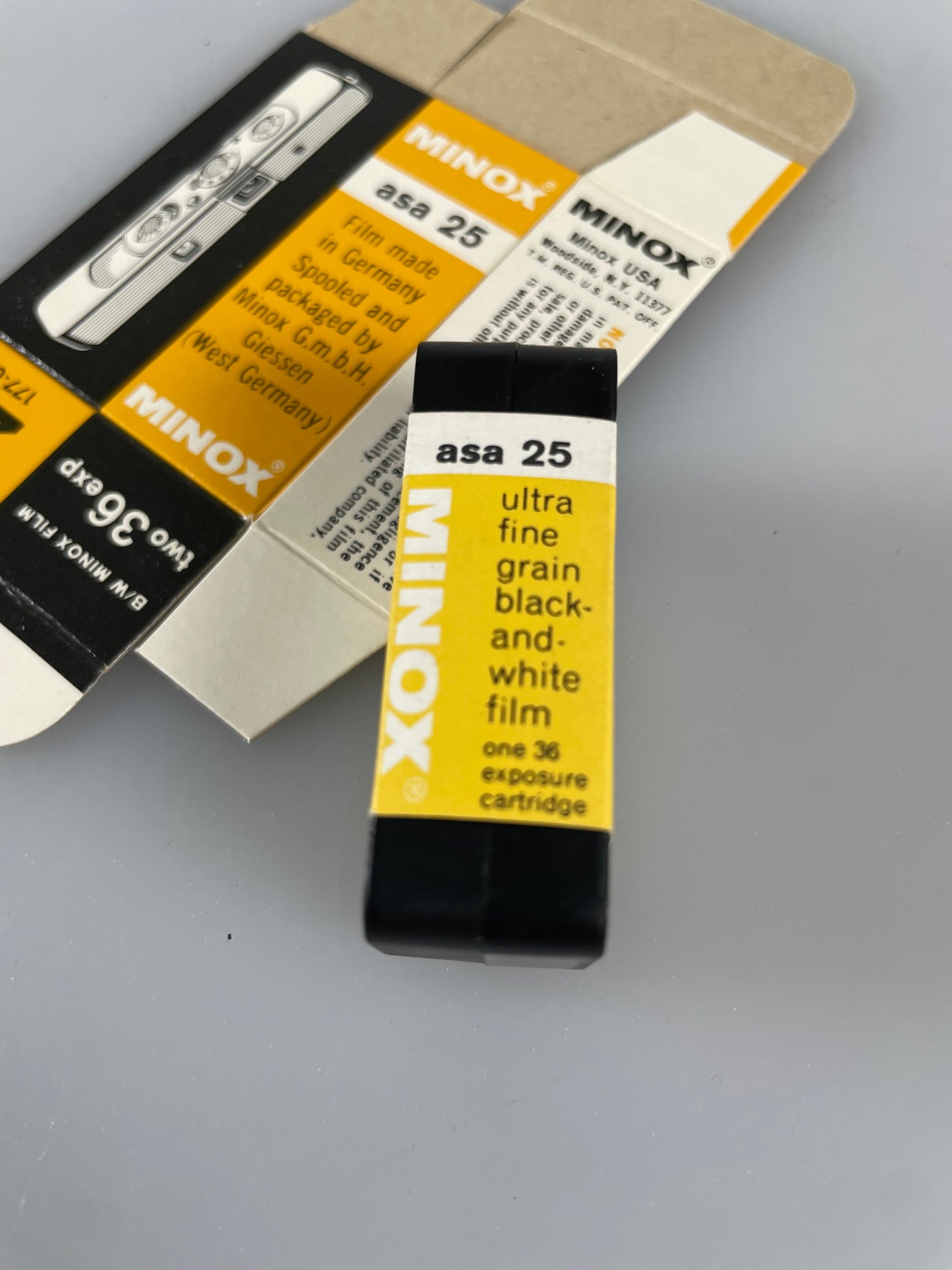 MINOX Film B&W black and white ASA 25 36 exp film