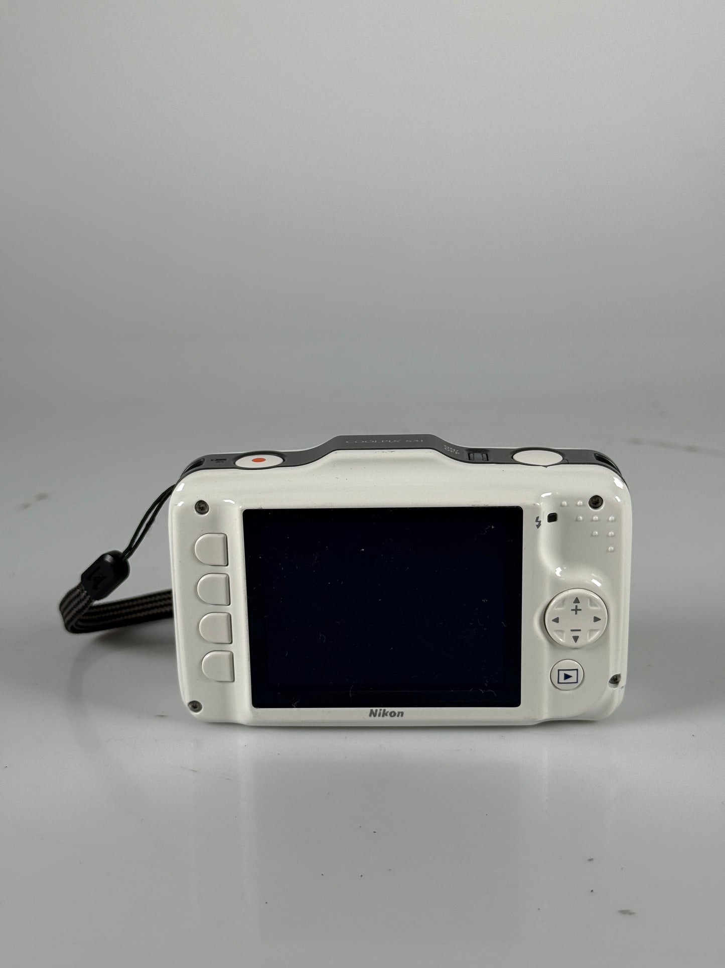 Nikon Coolpix S31 Waterproof 10.1mp Camera White