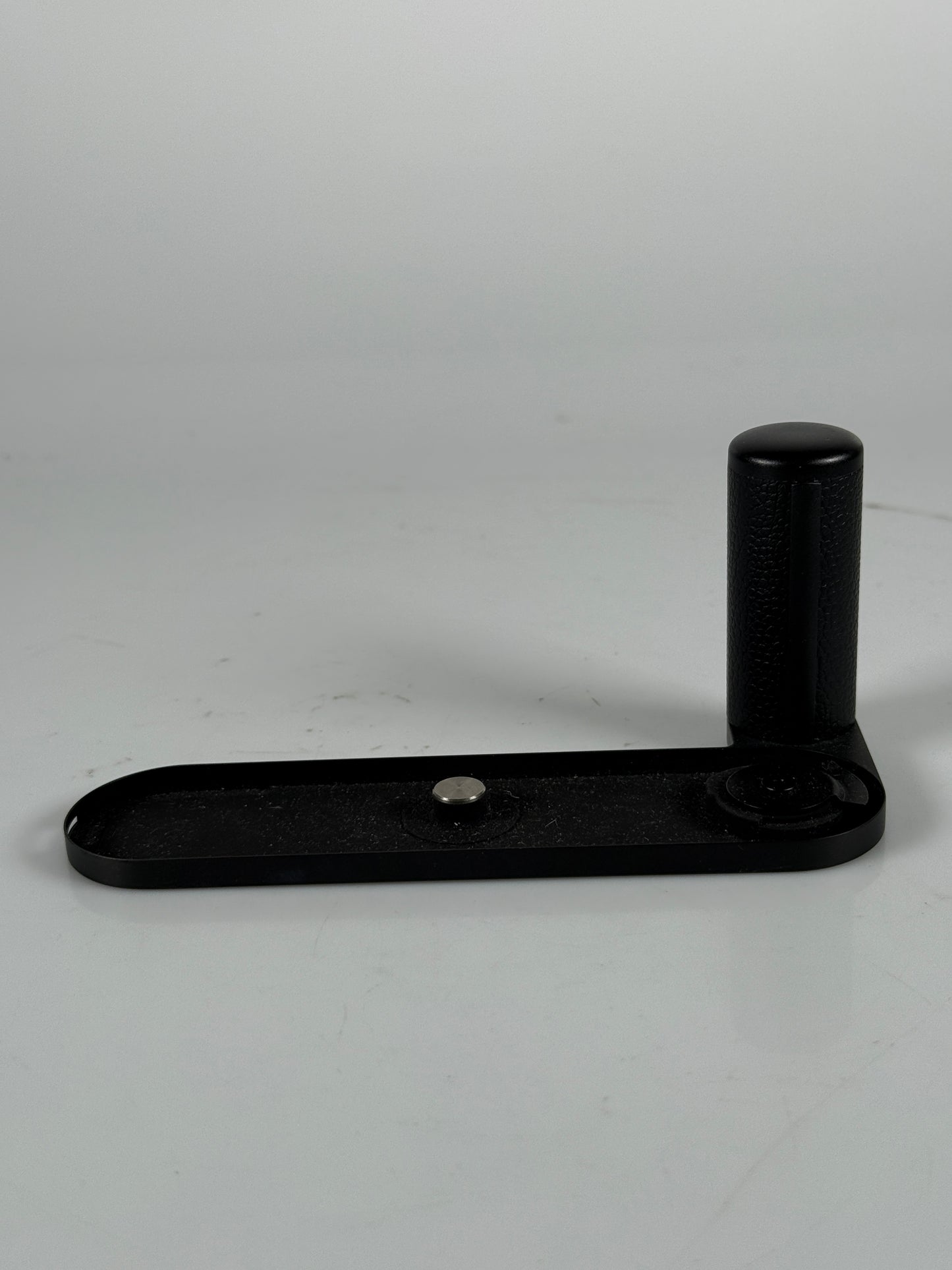 Leica 14486  Handgrip For Digital M-Cameras M9 M8 M8.2