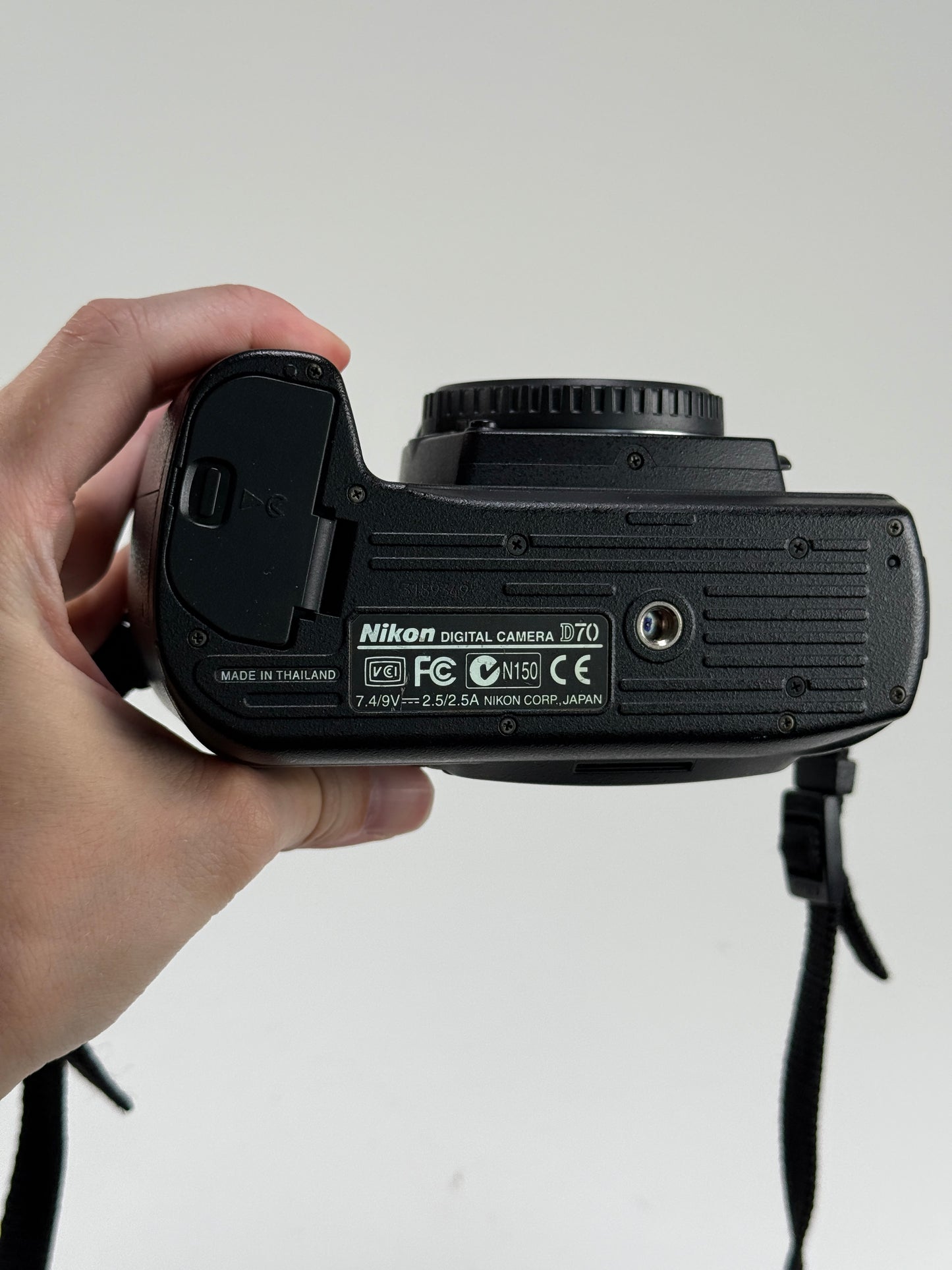 Nikon D70 Digital SLR Camera Body black