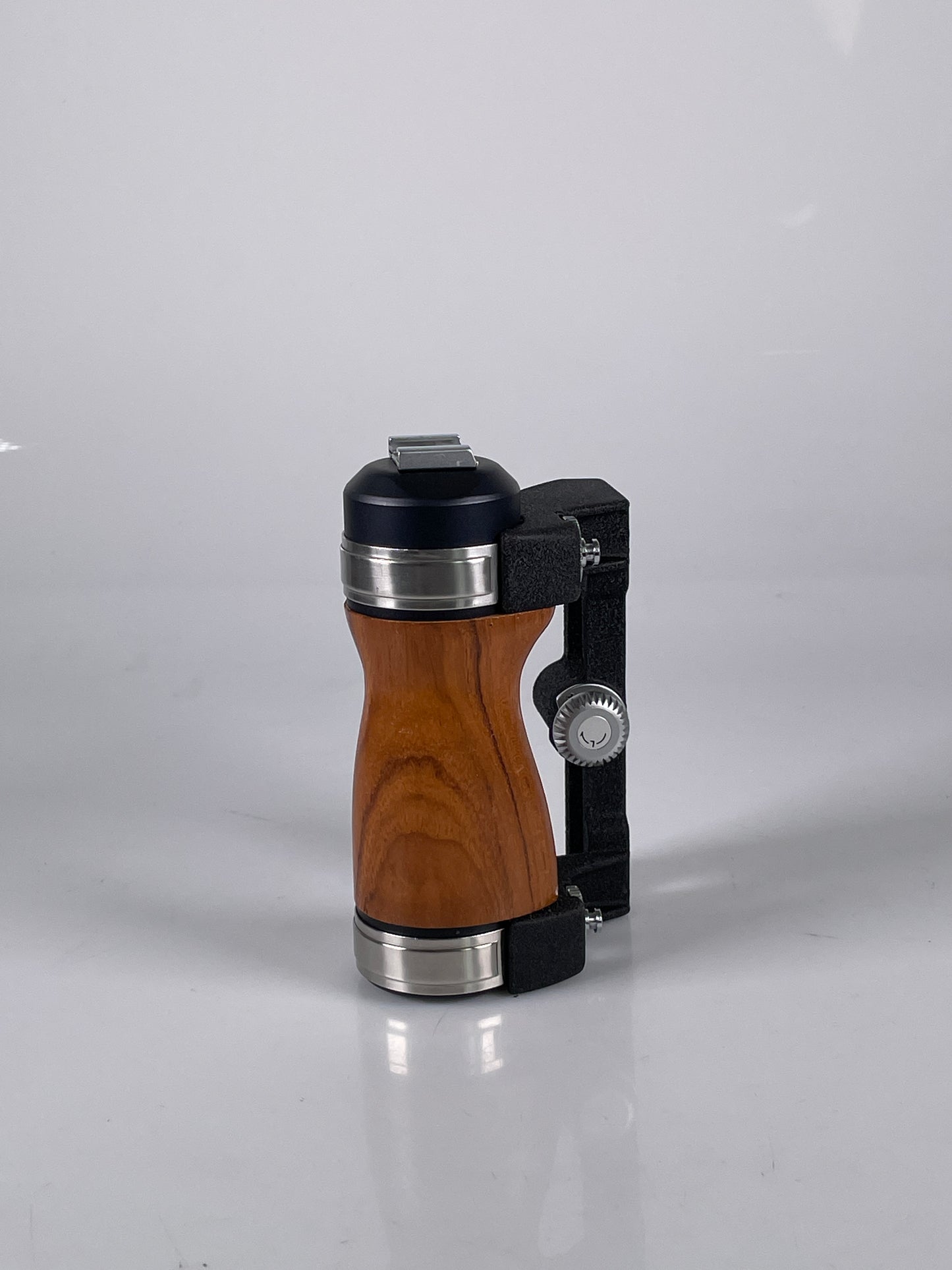 Pentax Wood Hand Grip for Pentax 6x7 67 67II Camera