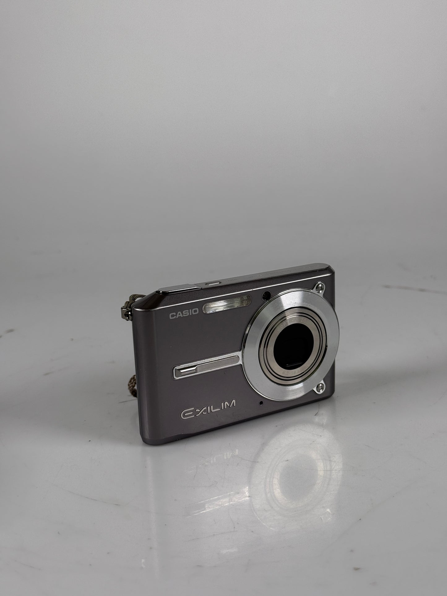 Casio Exilim EX-S500 5.0MP Compact Digital Camera Gray