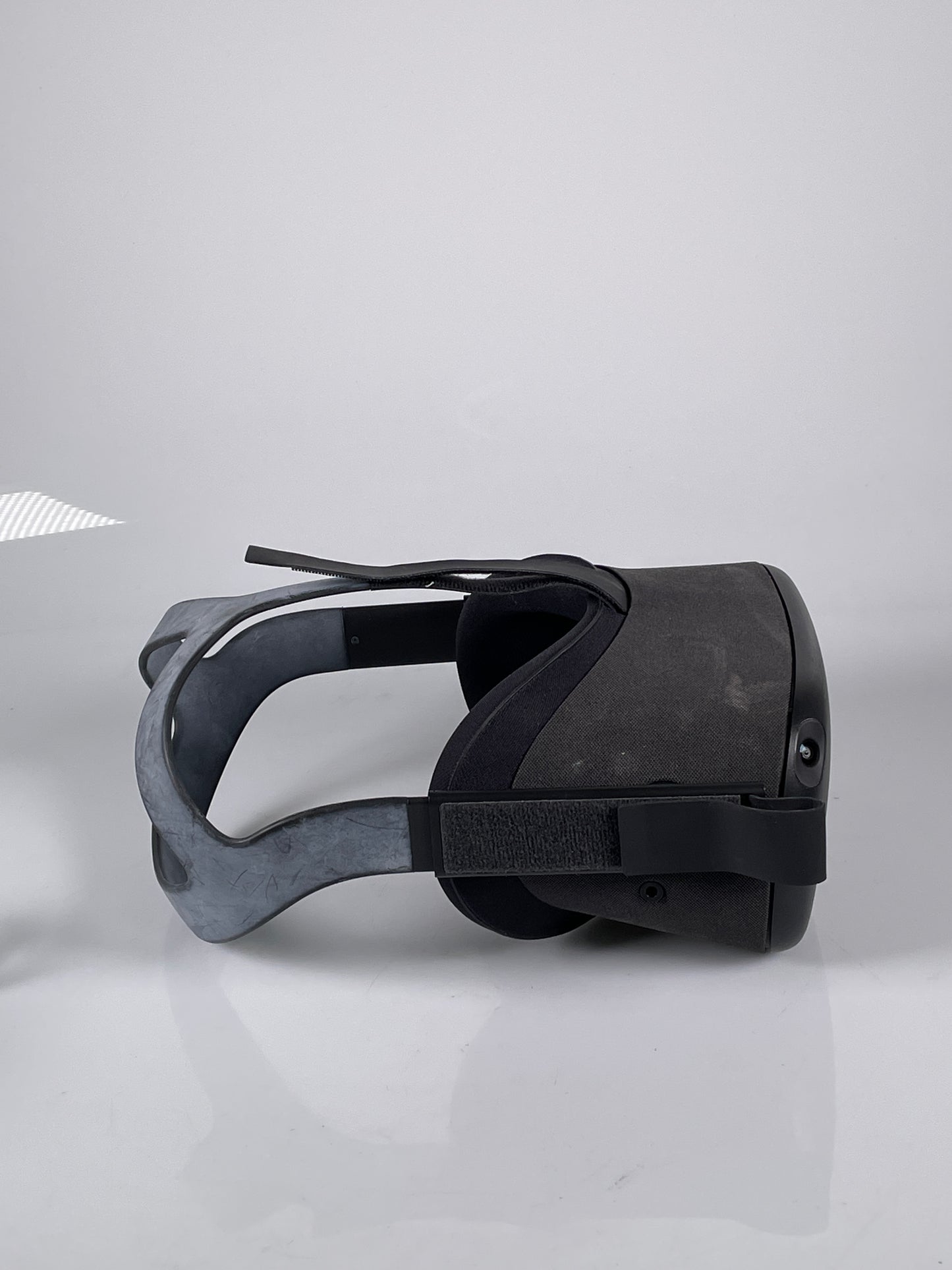 Oculus Quest 1 VR Headset White 64gb w/ Controllers