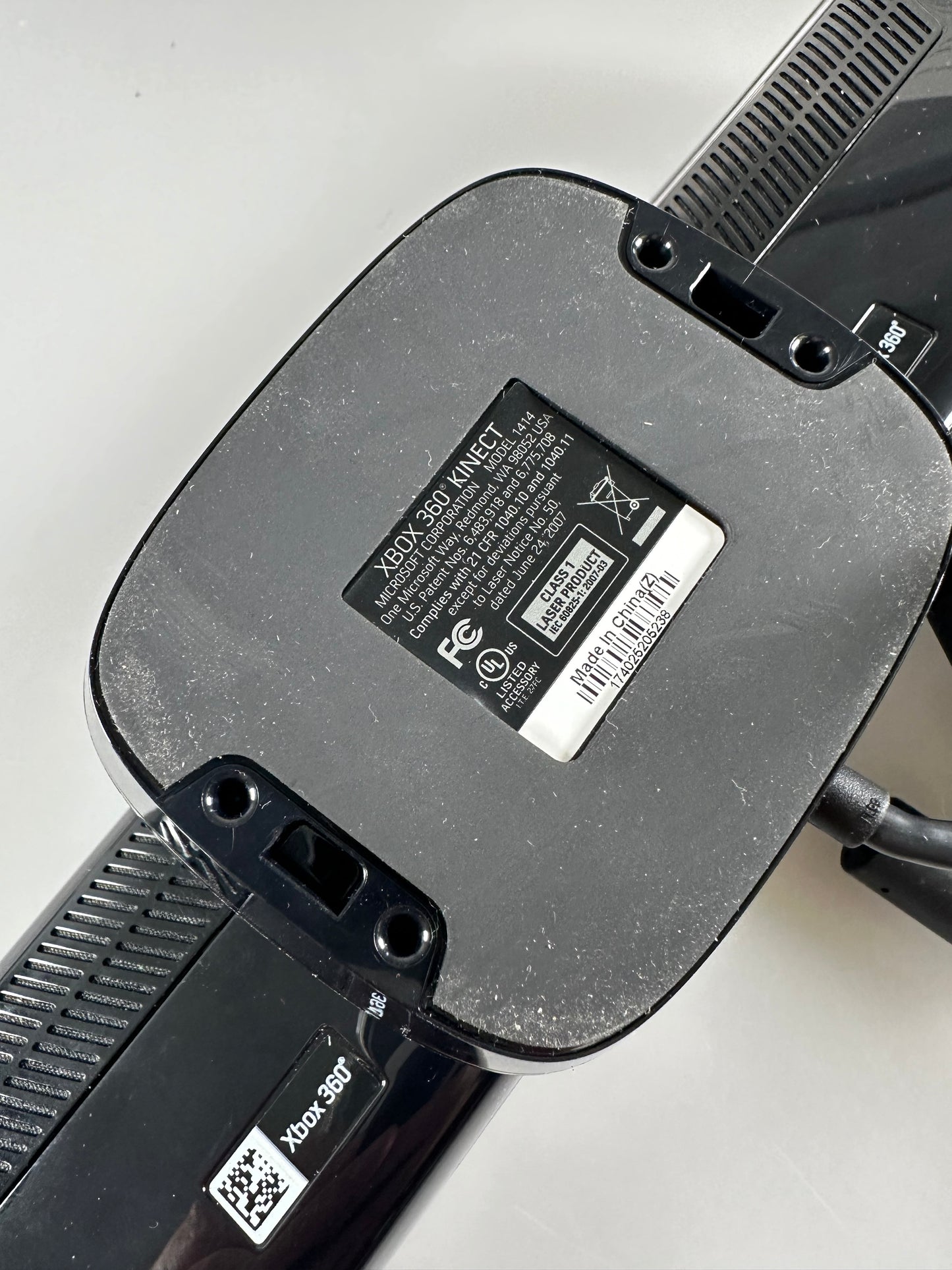 Microsoft 1414 Kinect Motion Sensor Camera Bar Only for Xbox 360 Wired - Black