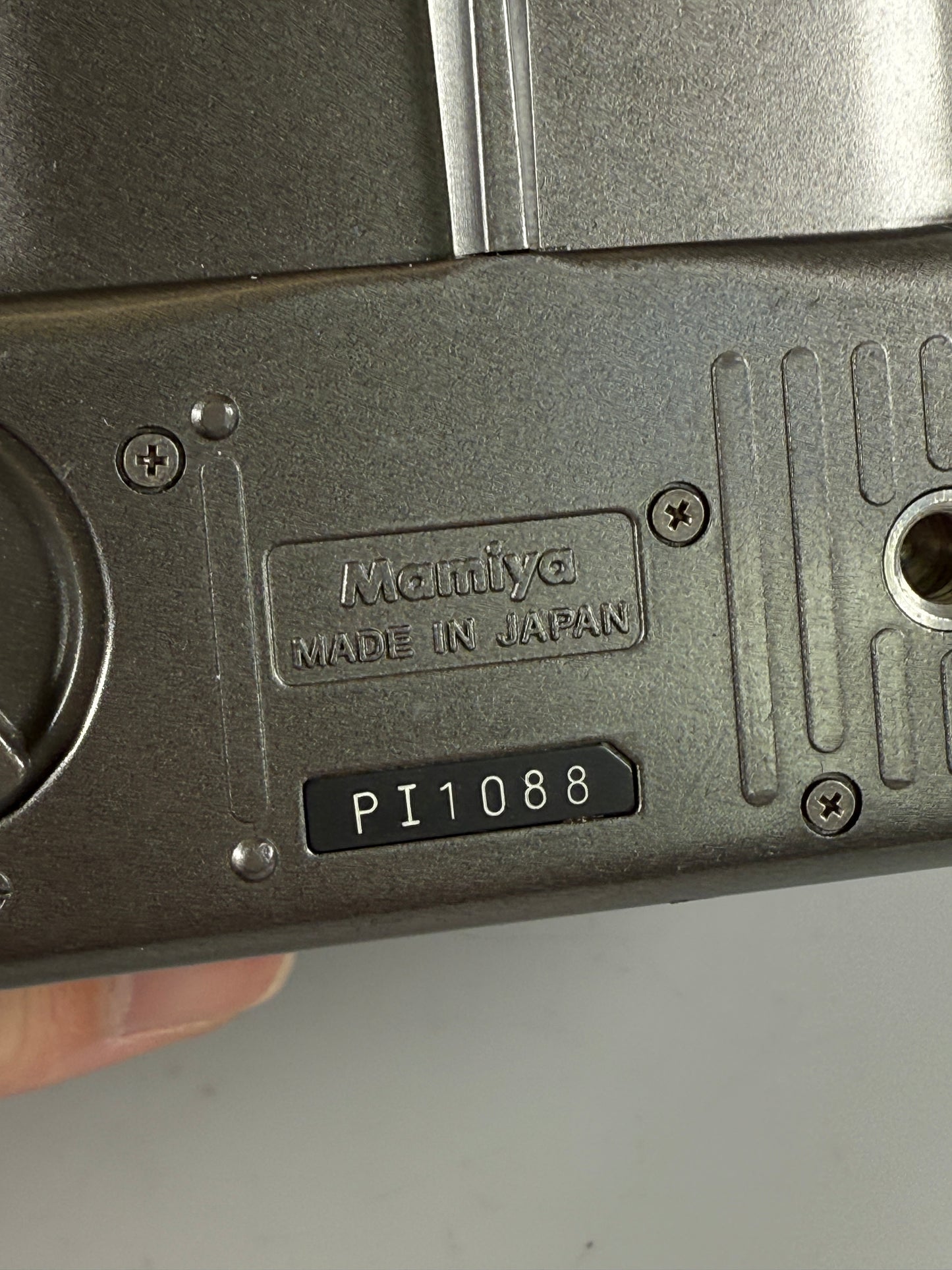 Mamiya 7 Medium Format Rangefinder champagne N 80mm F4 L Lens