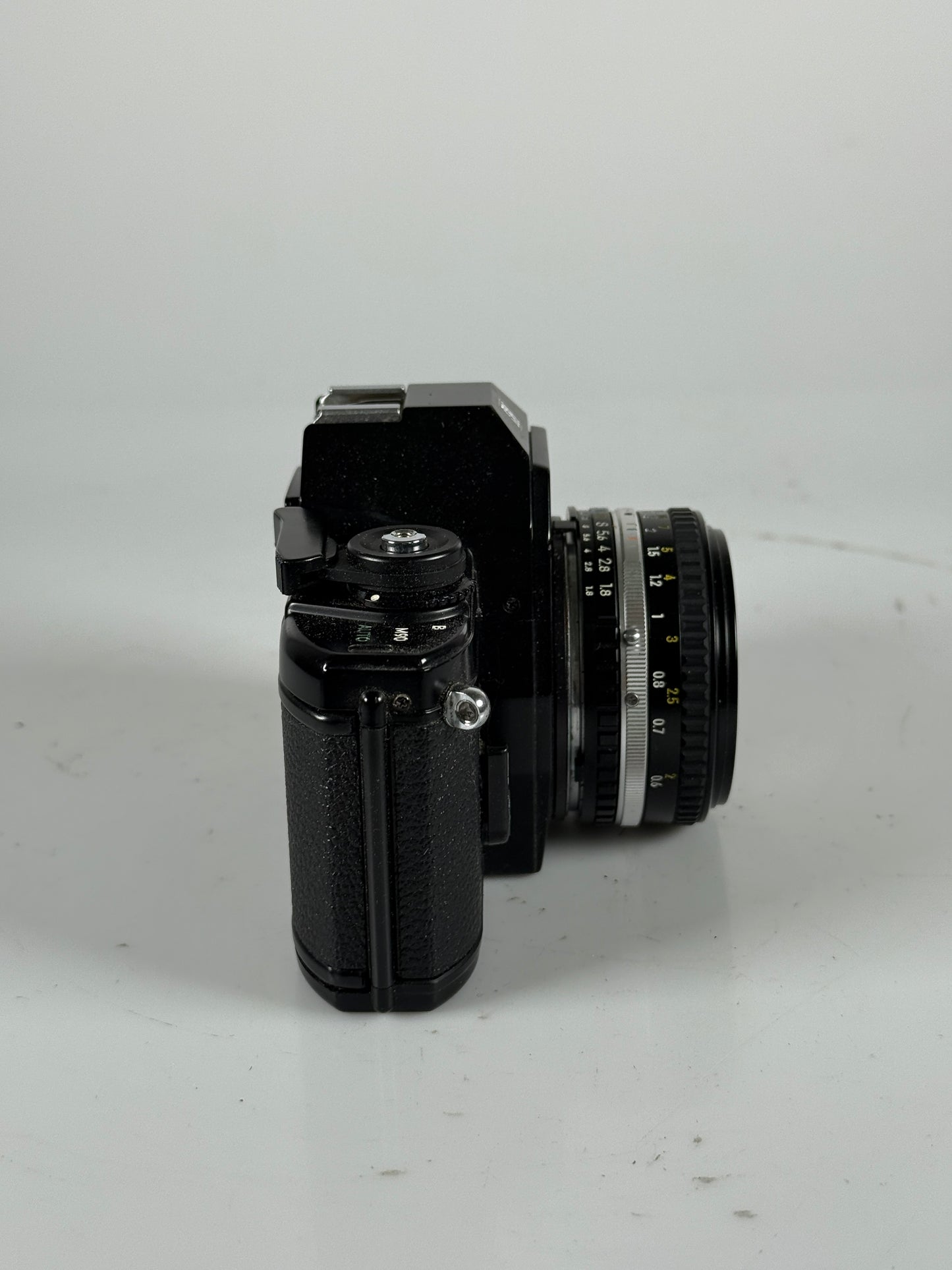 Nikon EM 35mm Film SLR Camera w/ Series E Nikon 50mm f1.8 Prime Lens