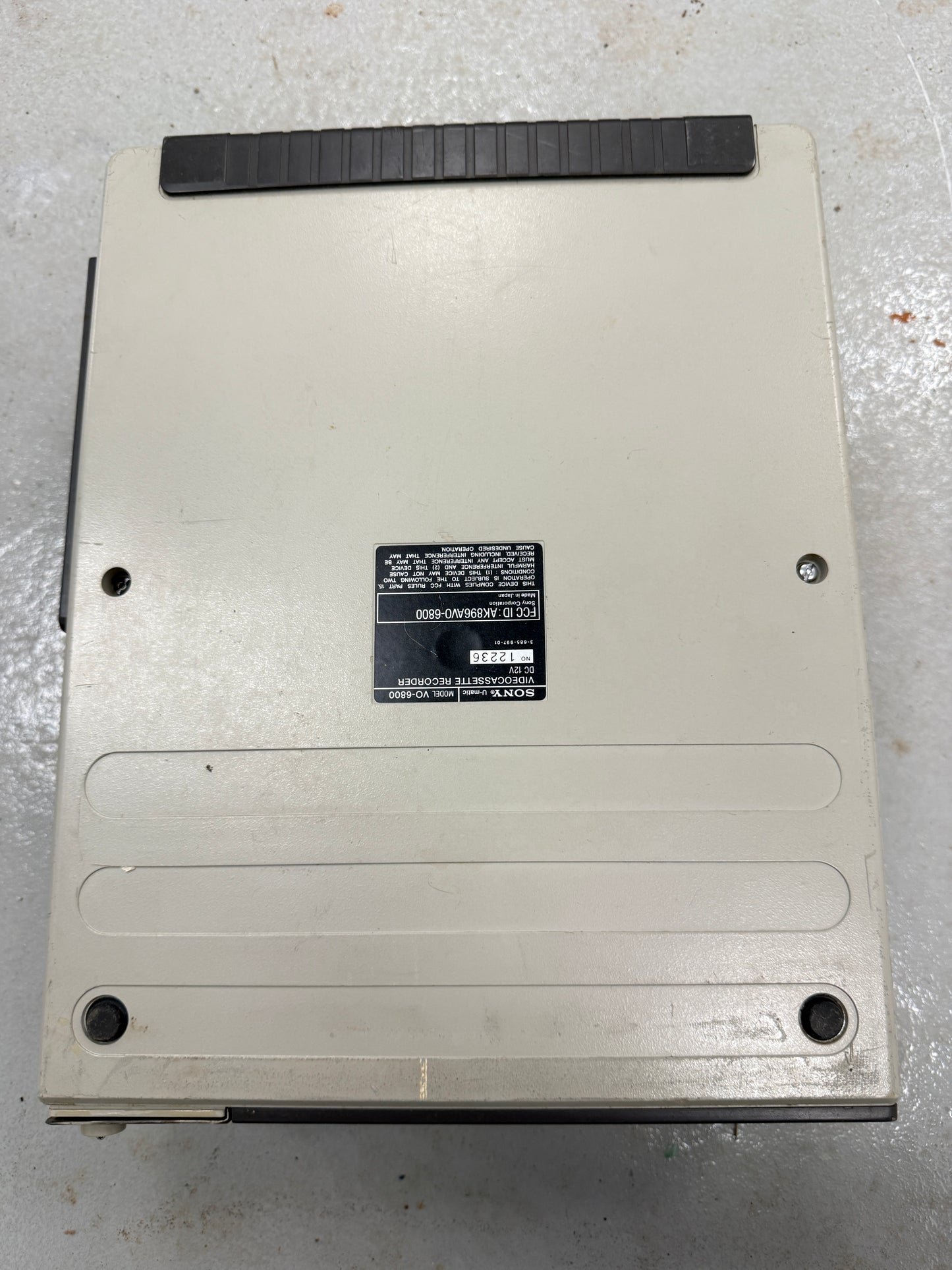 SONY U-Matic Portable Videocassette Recorder VO-6800 UNTESTED PARTS OR REPAIR