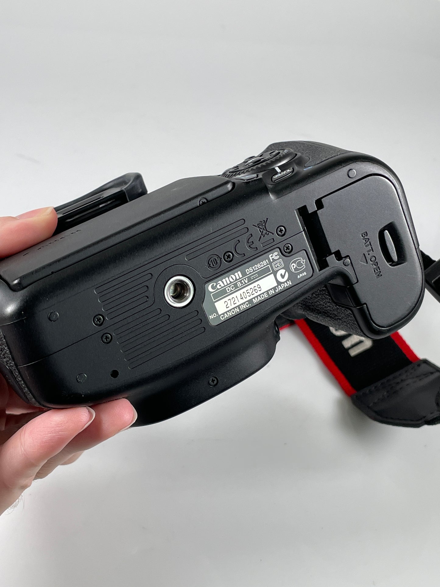 Canon 60D Digital SLR Camera Body 18.0MP