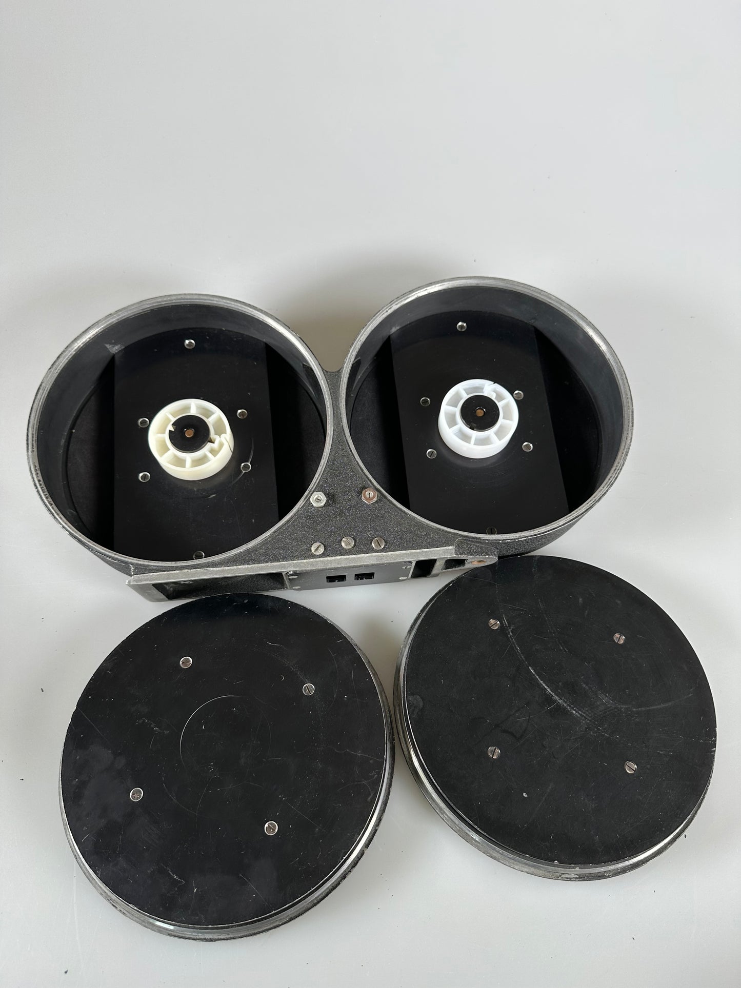 Mitchell Camera Corp. 16mm 400ft Film Magazine Mag S4LA