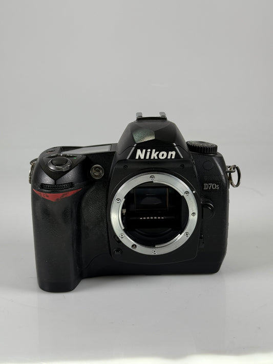 Nikon D70s Digital SLR Camera Body black