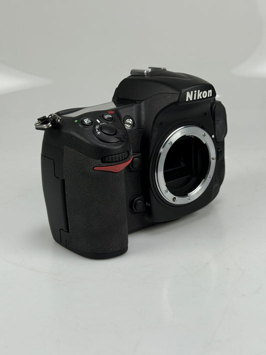 Nikon D300 12.3MP Digital SLR Camera Body SC: 1659