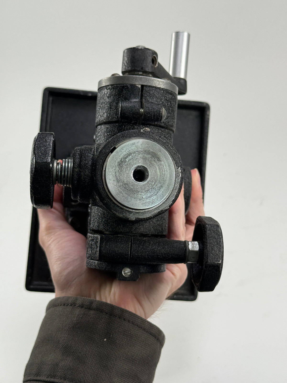 Majestic Model 1901 Heavy Duty Geared Tripod Head