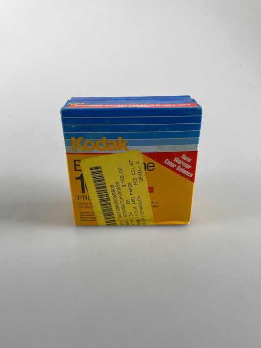 Kodak Ektachrome 160T tungsten 100ft 35mm, exp. 1994