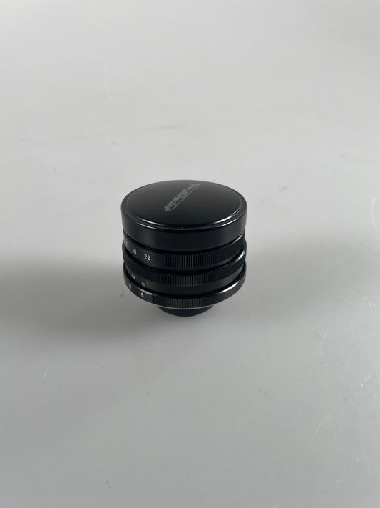Voigtlander Super Wide Heliar 15mm f4.5 Lens Leica L39 LTM