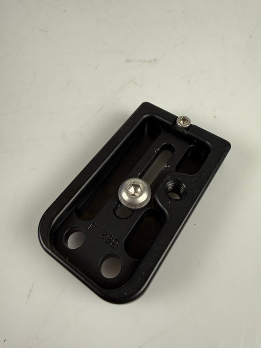 Really Right Stuff base plate adapter B82 J