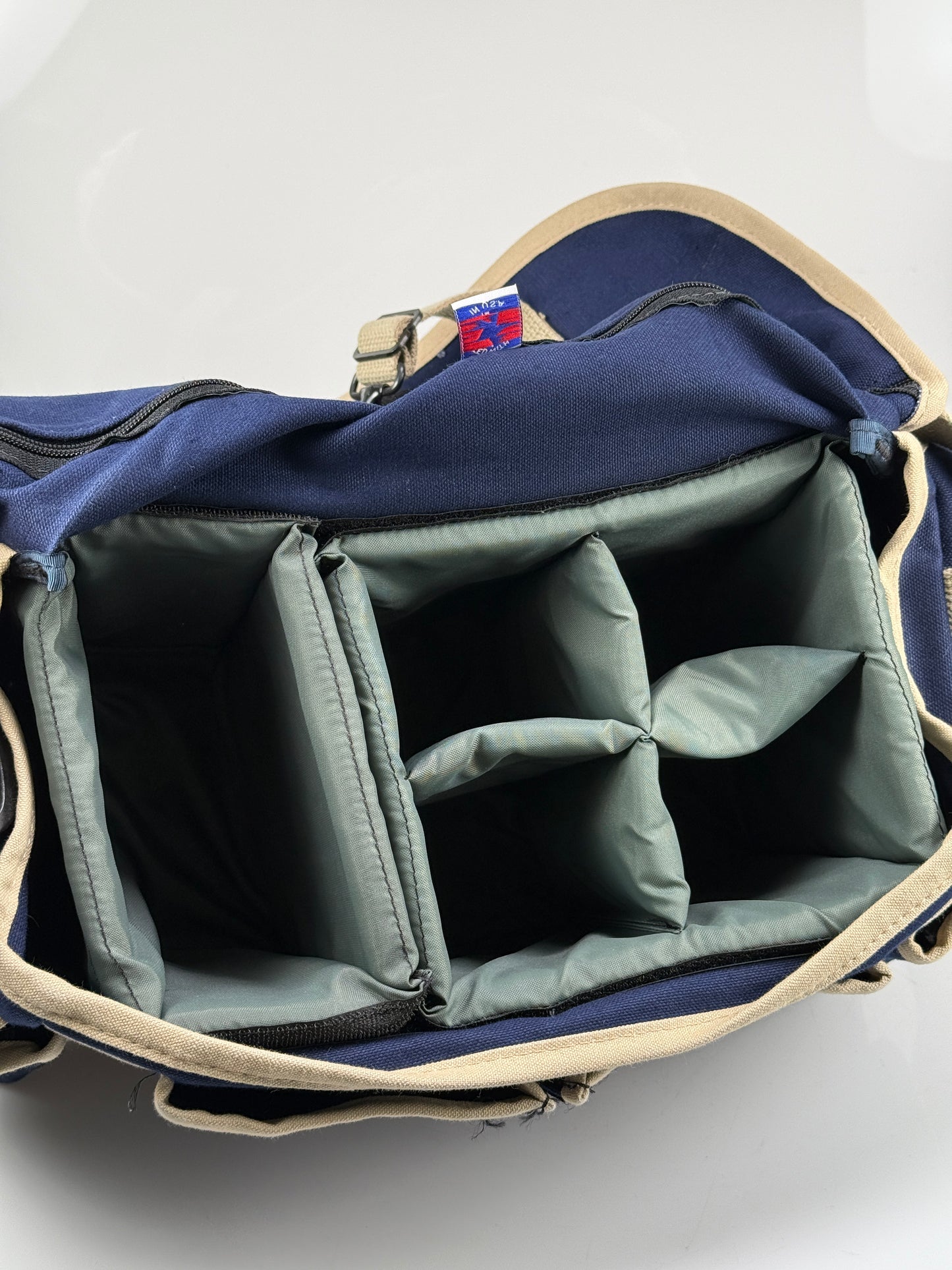 DOMKE F-2 ORIGINAL CAMERA SHOULDER BAG IN Blue, with insert