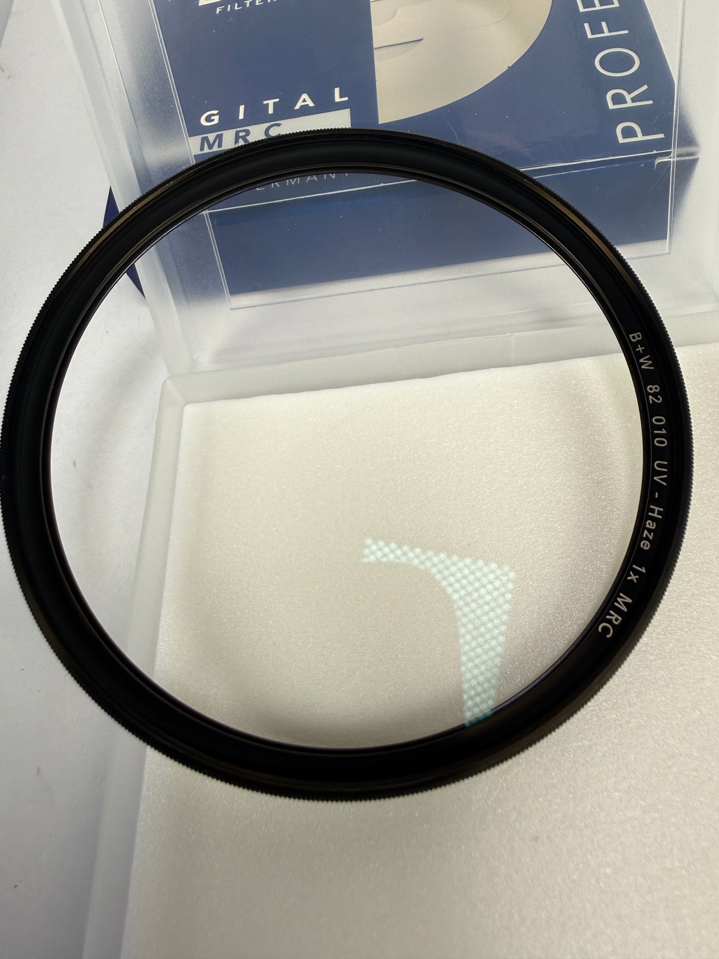 B+W 82mm 010 UV Haze 1x Clear UV Lens Filter MRC